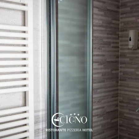 Hotel Ristorante Cigno - And