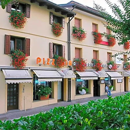 Ristorante Cigno - And فندق