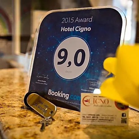 Ristorante Cigno - And فندق لاتيسانا