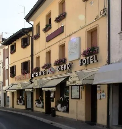 Hotel Ristorante Cigno - And 3*