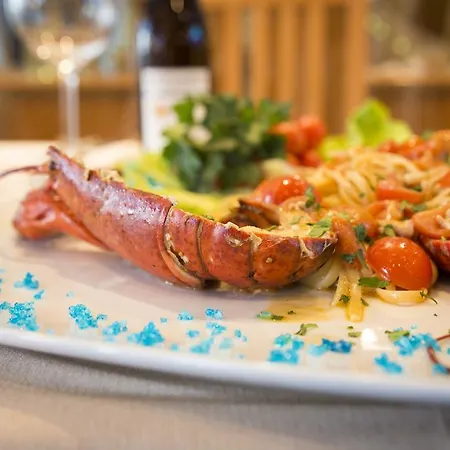 فندق Ristorante Cigno - And لاتيسانا