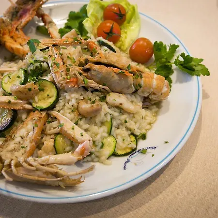 فندق Ristorante Cigno - And