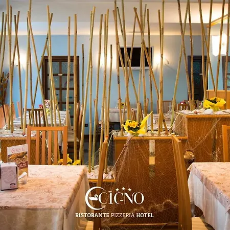 Ristorante Cigno - And فندق