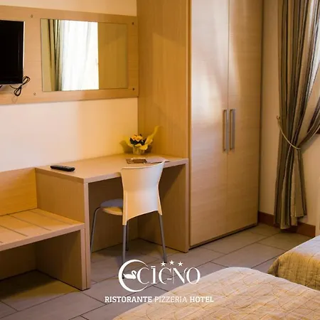 فندق Ristorante Cigno - And